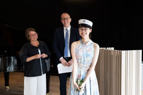 Baejarlistamadur25-minni-75-